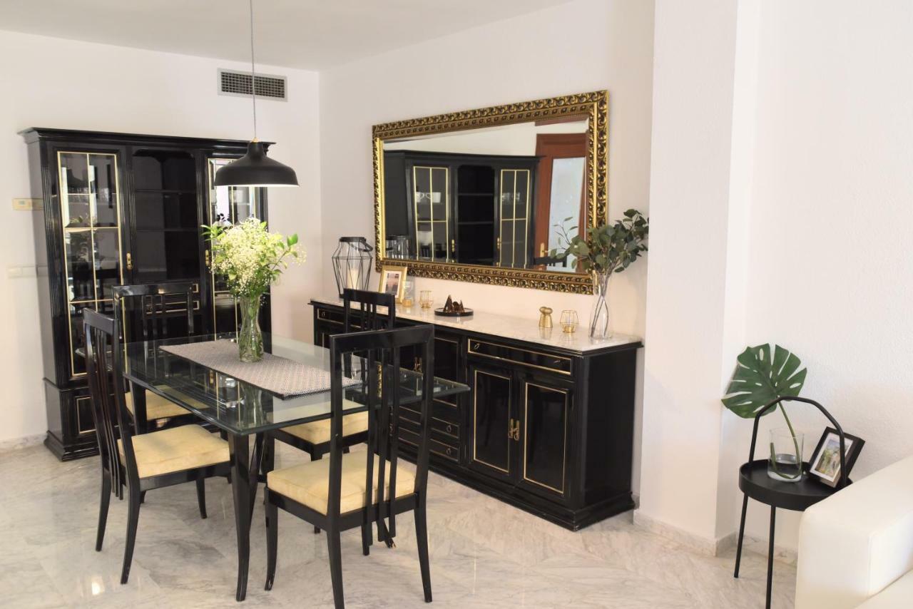 Homely Malaga Don Cristian Con Parking Privado Zewnętrze zdjęcie